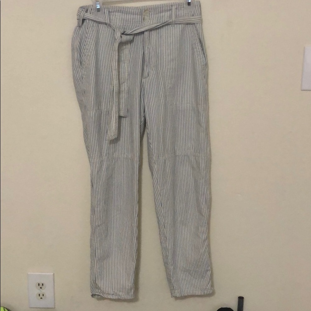 American Eagle pants